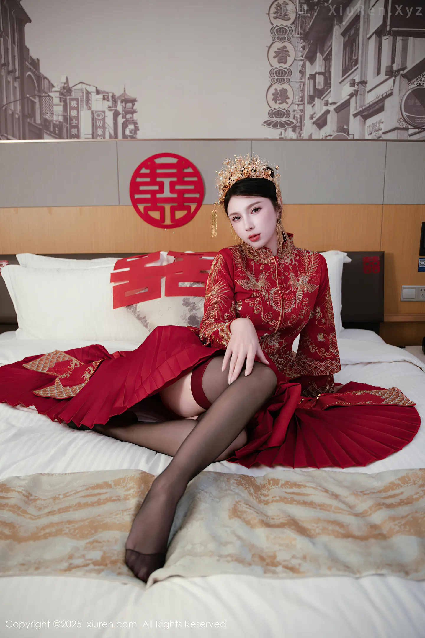 图片[6]-[XiuRen秀人网] VOL.10865 模特小蛮妖Yummy性感红色新娘服配超薄黑丝秀完美身材诱惑写真66P-秀人网官方网站